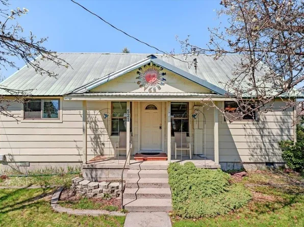 521 Broadway Ave, McCloud, CA 96057