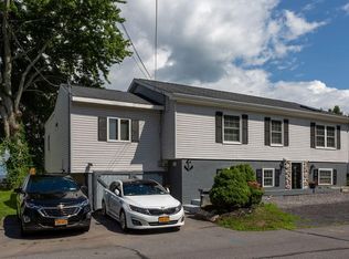 8970 Beach Rd, Brewerton, NY 13029