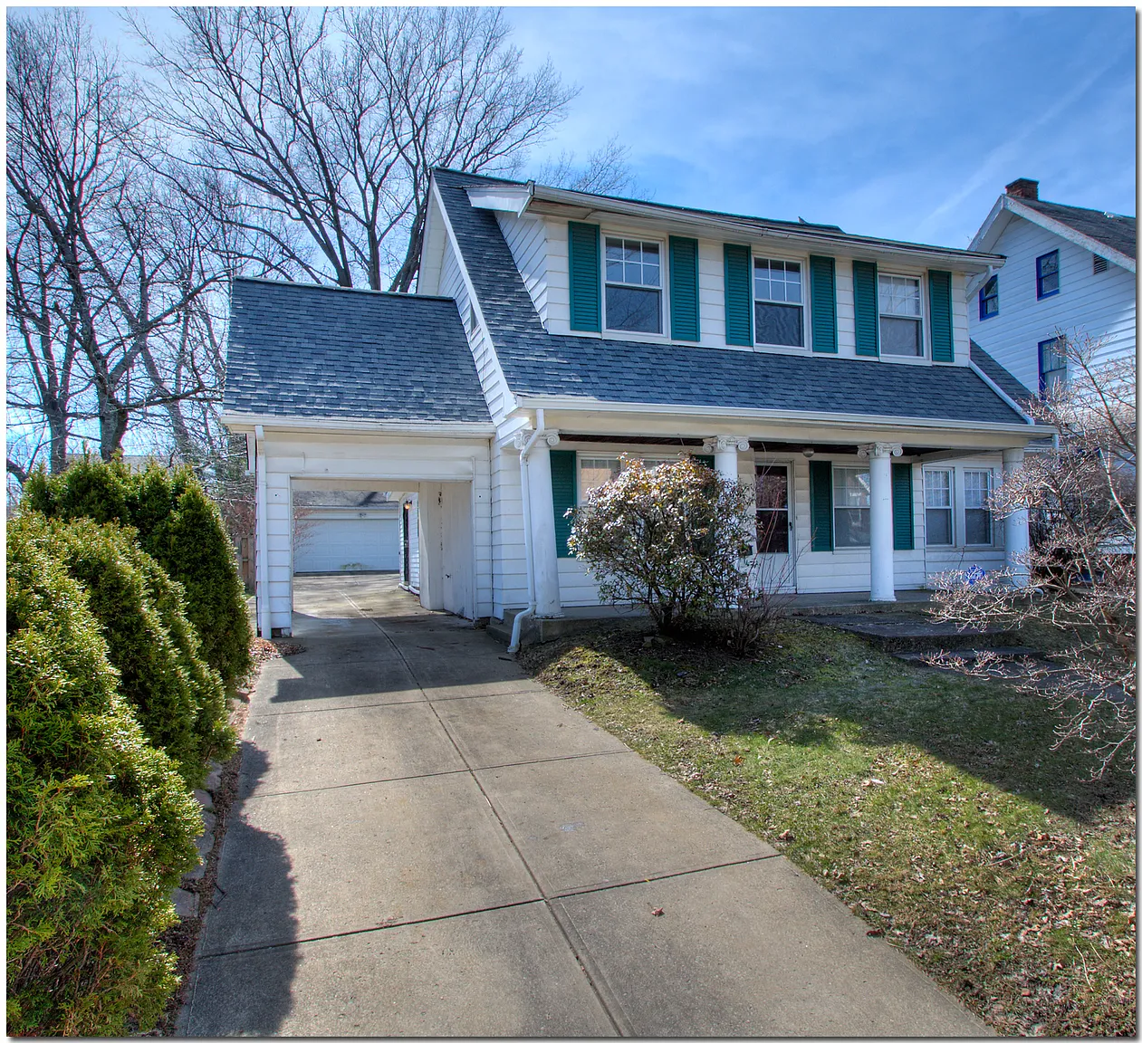3156 Whitethorn Rd photo 1