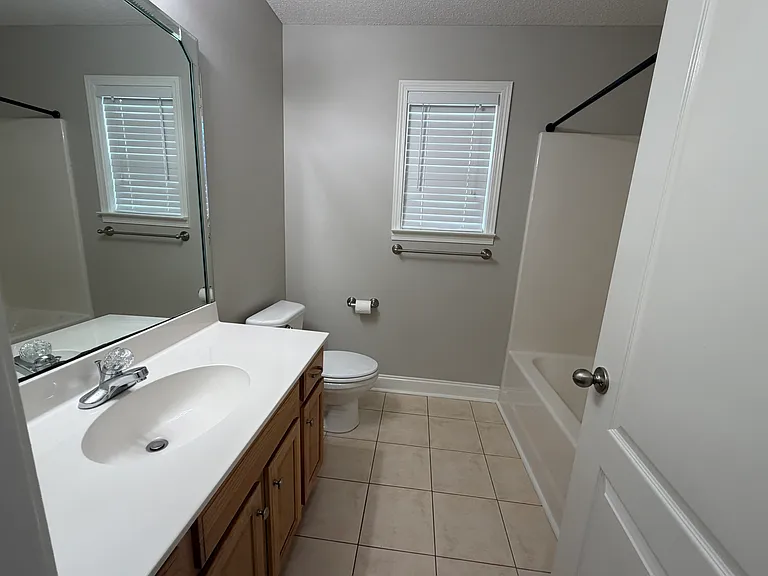 110 Gailey Ct — Photo 4