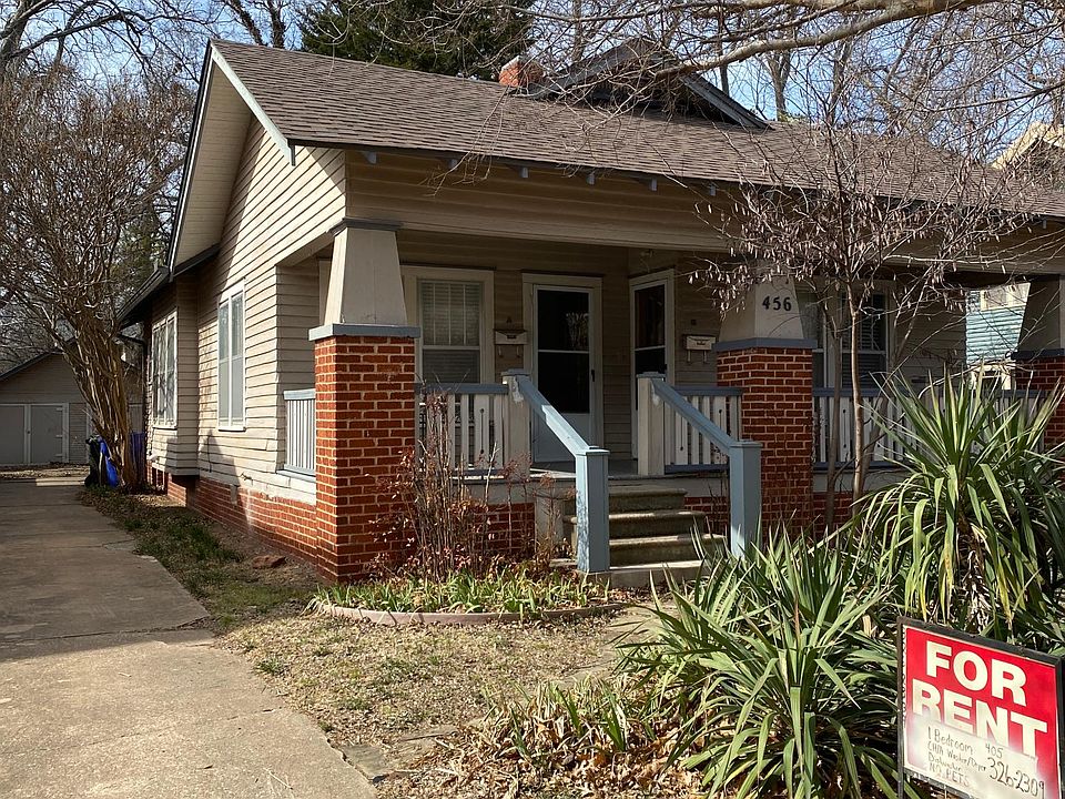 1st image of 456 College Ave