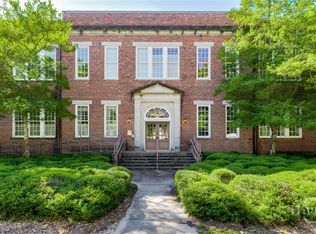 1835 Skidaway Rd STE 204, Savannah, GA 31404