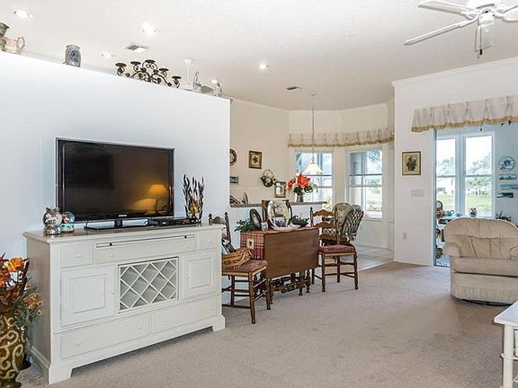 5th image of 1266 Lakeside Woods Dr