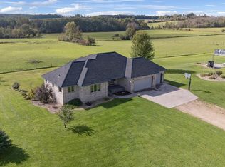 2371 30th Ave, Baldwin, WI 54002