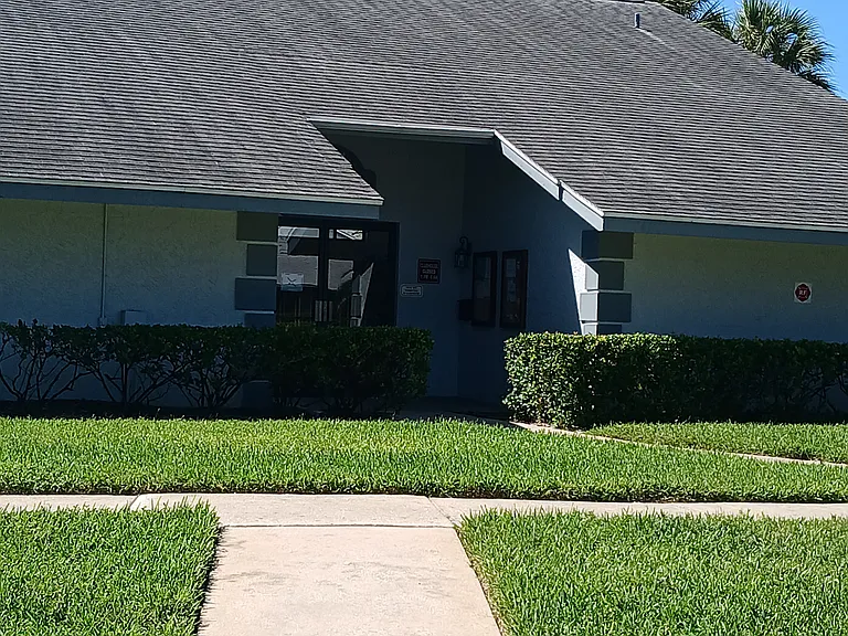 2701 Countryside Blvd #102 — Photo 16