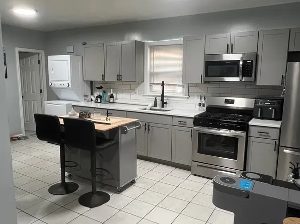 385 Amherst St, East Orange, NJ 07018