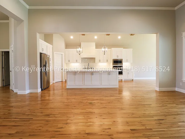 3809 W Union St — Photo 16
