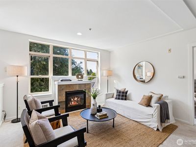 11550 Stone Avenue N #304, Seattle, WA, 98133