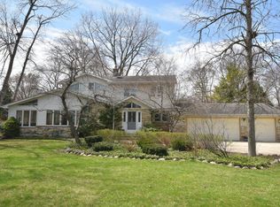 9049 N Lake Dr, Bayside, WI 53217