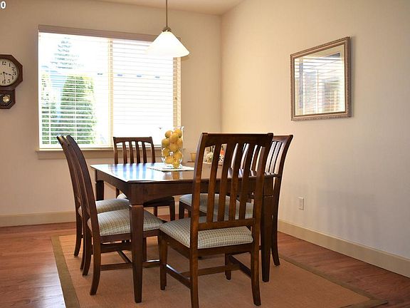 5th image of 5805 NE 49th St
