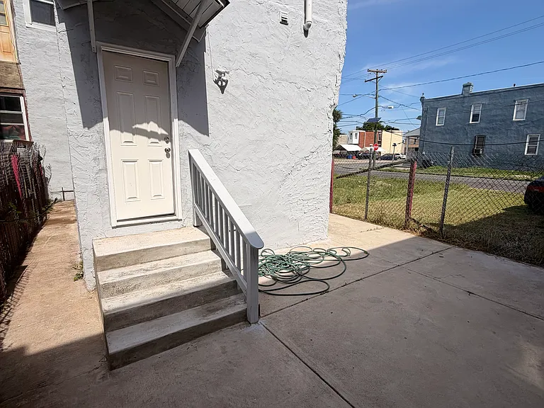 832 N 6th St — Photo 13