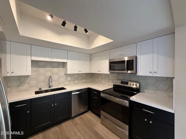 2808 N 61ST Street, Scottsdale, AZ 85257