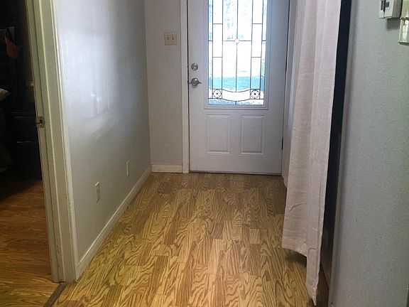 2nd image of 4689 Potter Ln #4689