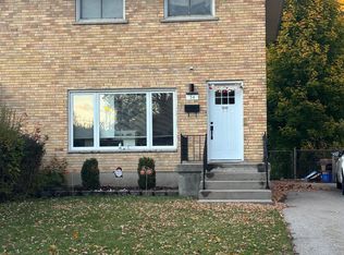 34 Madeira Dr, London, ON N5V 2M2