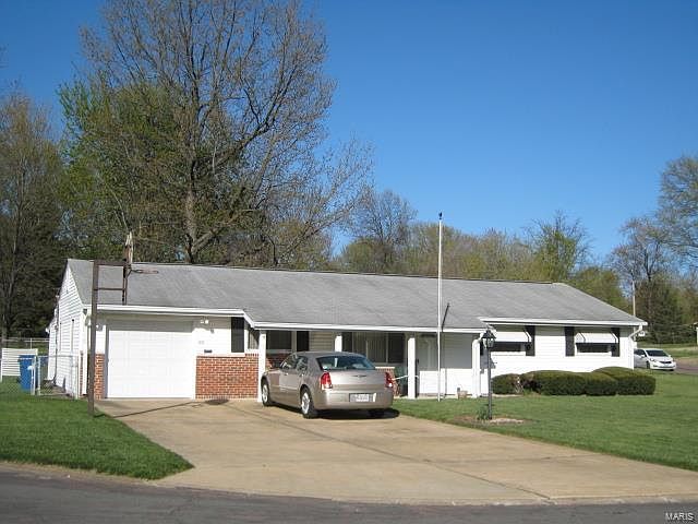 1st image of 3865 Keats Dr