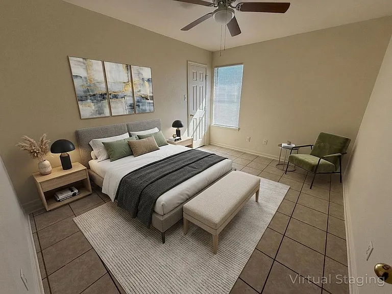 1309 Nicholas Cr. — Photo 20