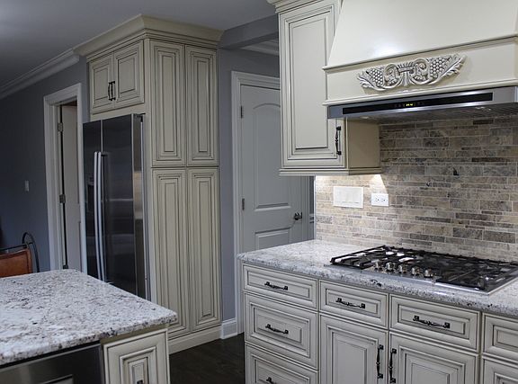 5th image of 53 Wiltshire Dr