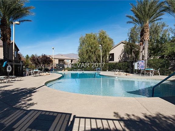3rd image of 6675 Abruzzi Dr Unit 201