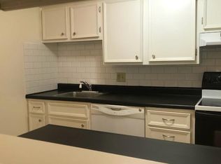 2455 Brookledge Rd APT 11B, Bridgeville, PA 15017