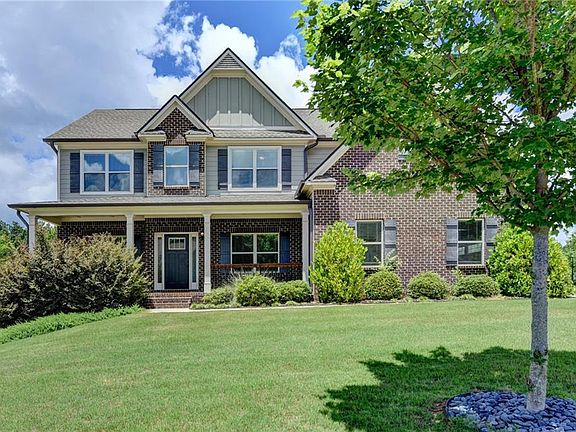 2nd image of 235 Bella Dr