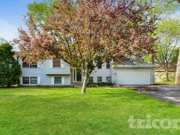 5150 S Park Dr, Savage, MN 55378