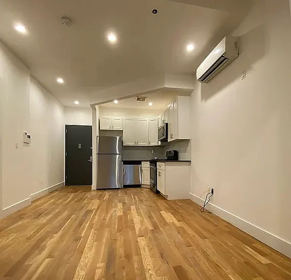 69 Granite St #2BB — Photo 6
