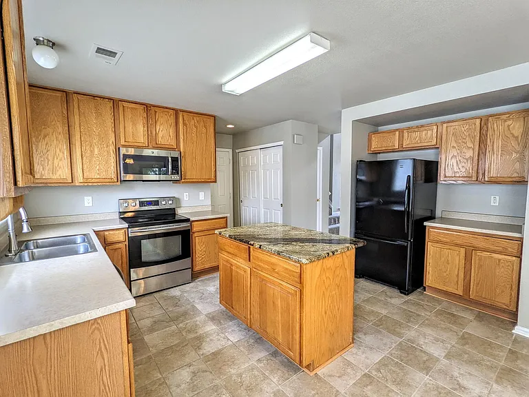 3802 Glenarbor Ln — Photo 9