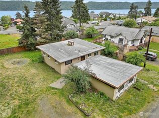 40 N Myrtle St, Hoodsport, WA 98548