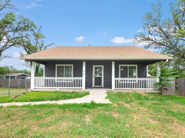 8559 S Broadway Ave, Haysville, KS 67060