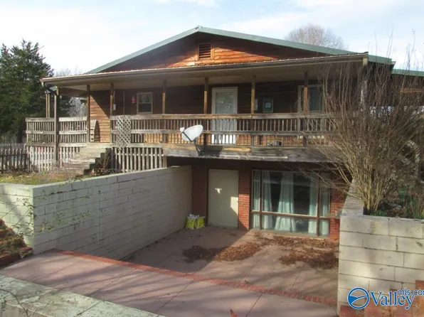16431 Newby Chapel Rd, Athens, AL 35613