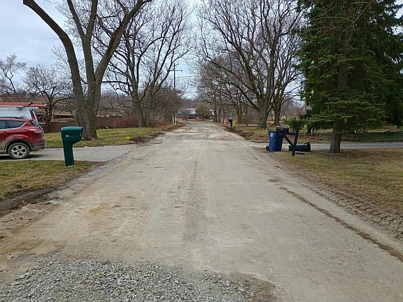 5th image of 54 Hillsdale Rd
