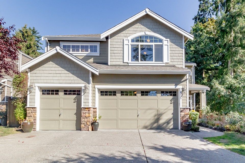 1st image of 8135 NE 149th St