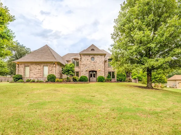 55 Buckingham Ct, Eads, TN 38028