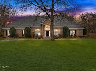 143 Lakewood Point Dr, Bossier City, LA 71111