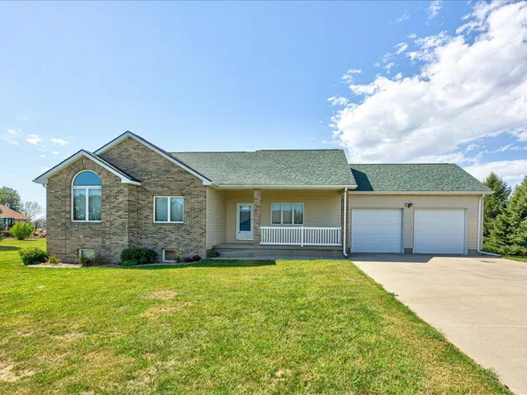 1094 Ridge Ln, Harlan, IA 51537