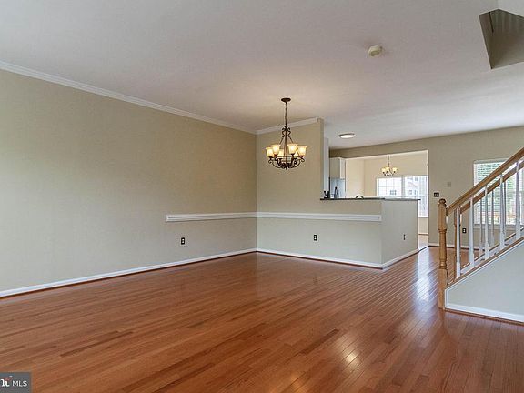 Living Room/Dining Room