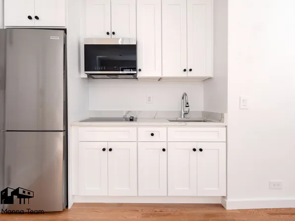 172 5th Avenue image 1 of 9