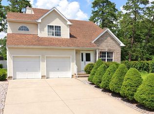 1609 8th Ave, Toms River, NJ 08757