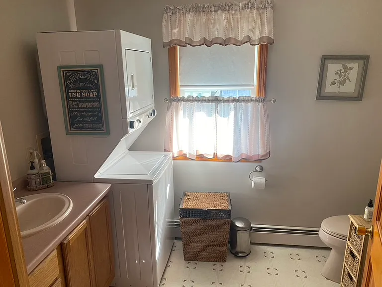 17 Mount Vernon Cir #B — Photo 6