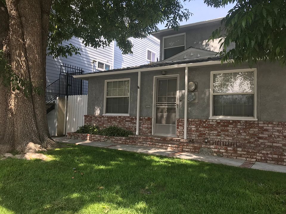 This is the front unit of triplex.