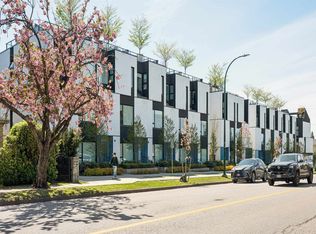 90 King Edward Ave W #211, Vancouver, BC V5Y2H6