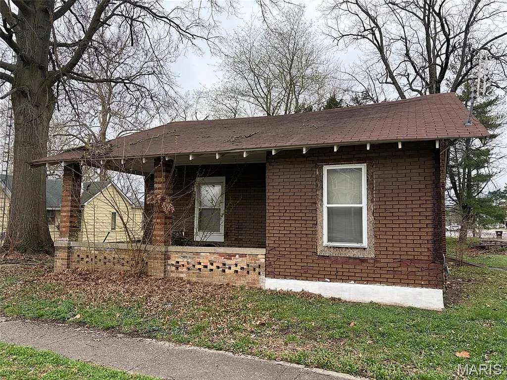 333 N Dye St photo 1