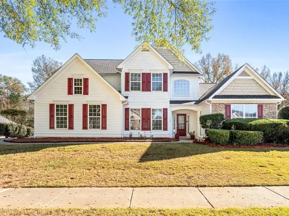 110 River Walk Farm Pkwy, Covington, GA 30014