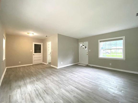 5th image of 5444 Windermere Dr