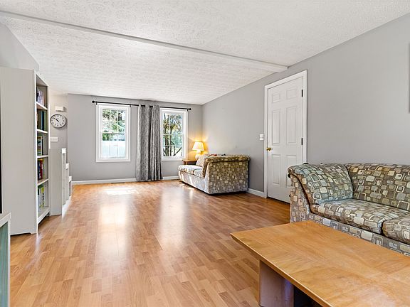 3rd image of 30 Hartwell Brook Drive