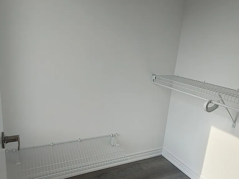 120 Court Dr #65 — Photo 13