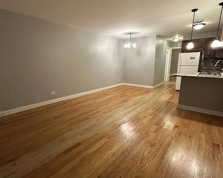 8500 N Waukegan Rd #7 — Photo 3