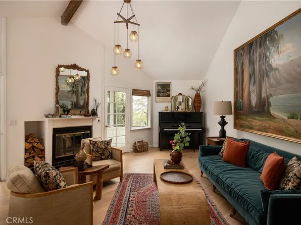 27322 Matterhorn Dr, Lake Arrowhead, CA 92352