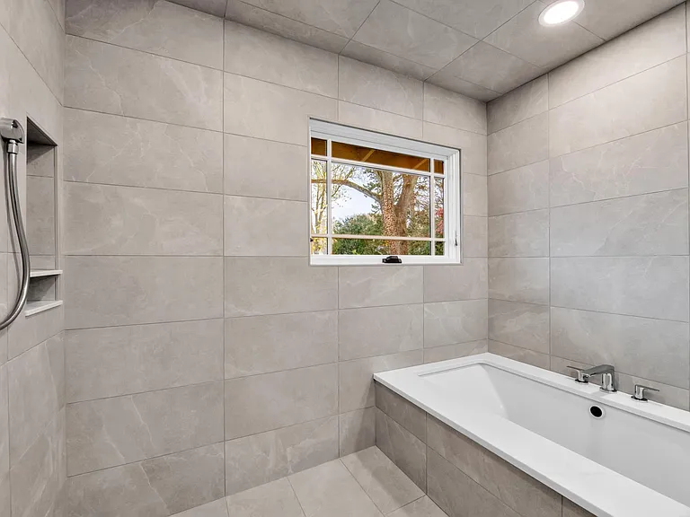 5760 Snowshoe Cir — Photo 22