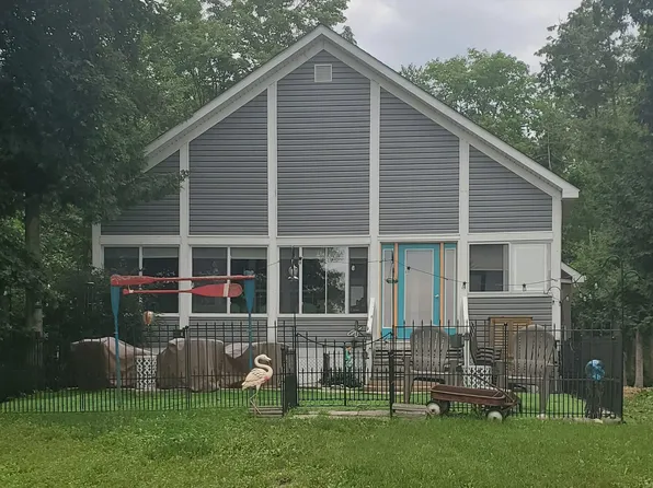 14000 Parallel Ave, Alpena, MI 49707